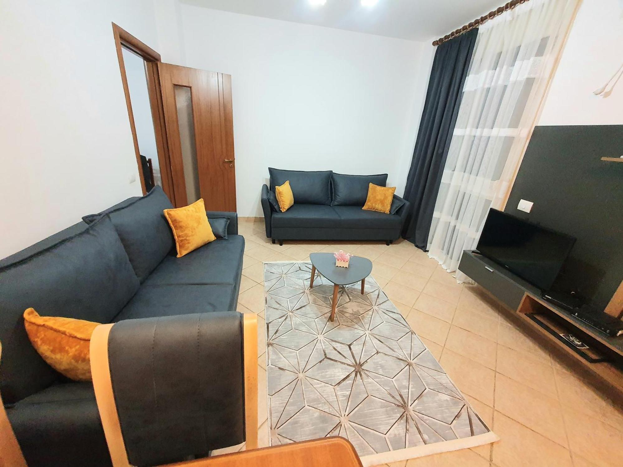 Apartment Me Qera Lungomare Vlore Medem1 Bagian luar foto