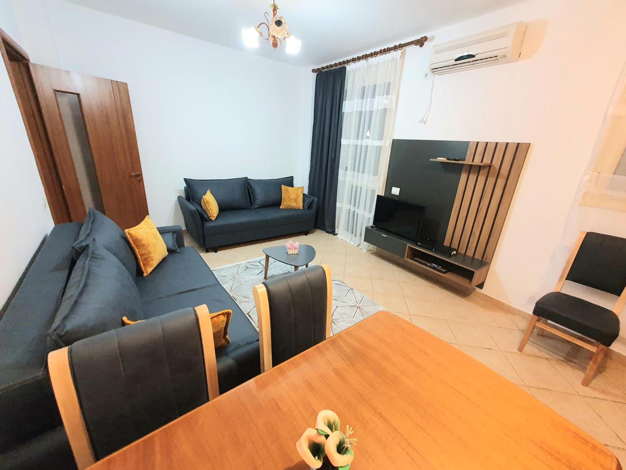 Apartment Me Qera Lungomare Vlore Medem1 Bagian luar foto