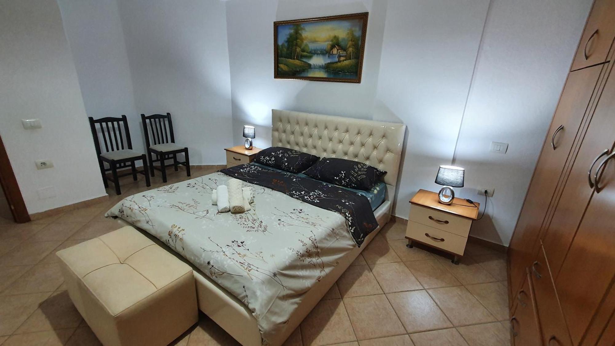 Apartment Me Qera Lungomare Vlore Medem1 Bagian luar foto