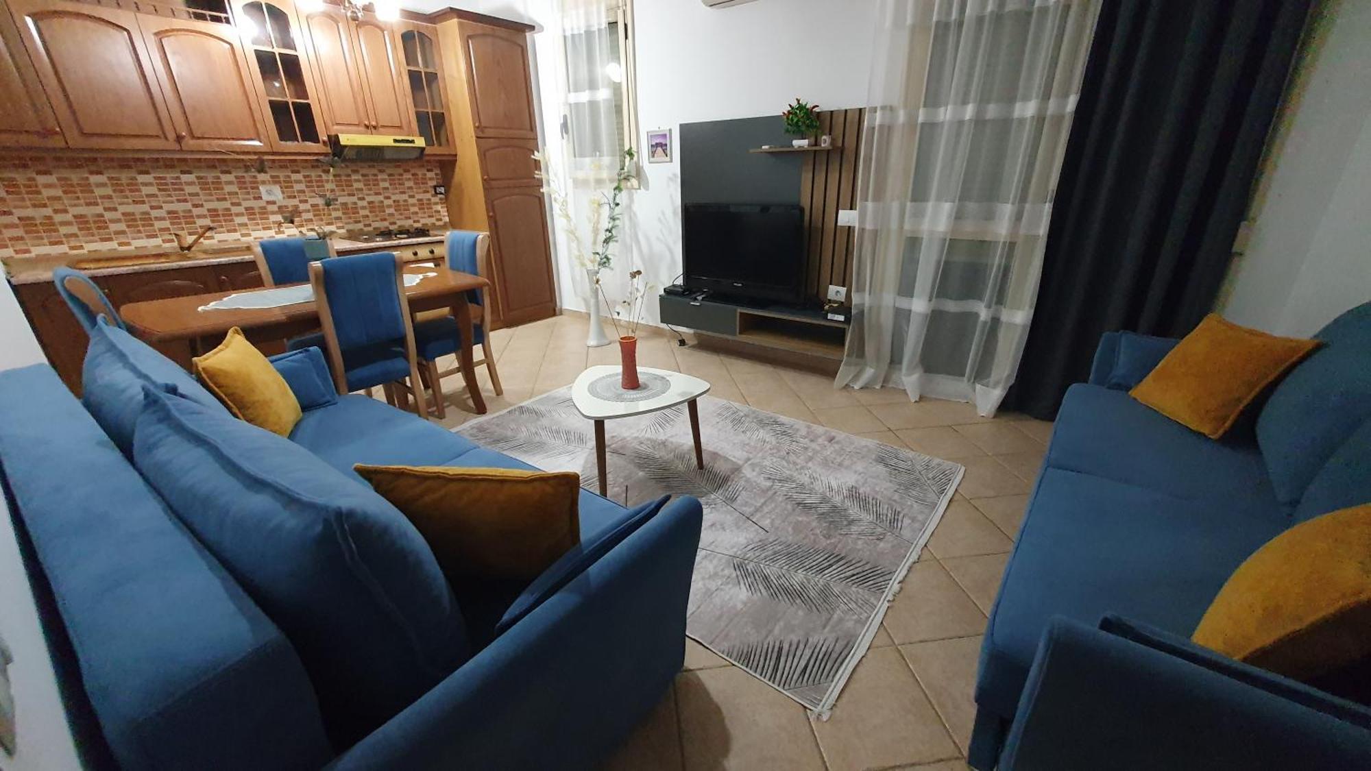Apartment Me Qera Lungomare Vlore Medem1 Bagian luar foto