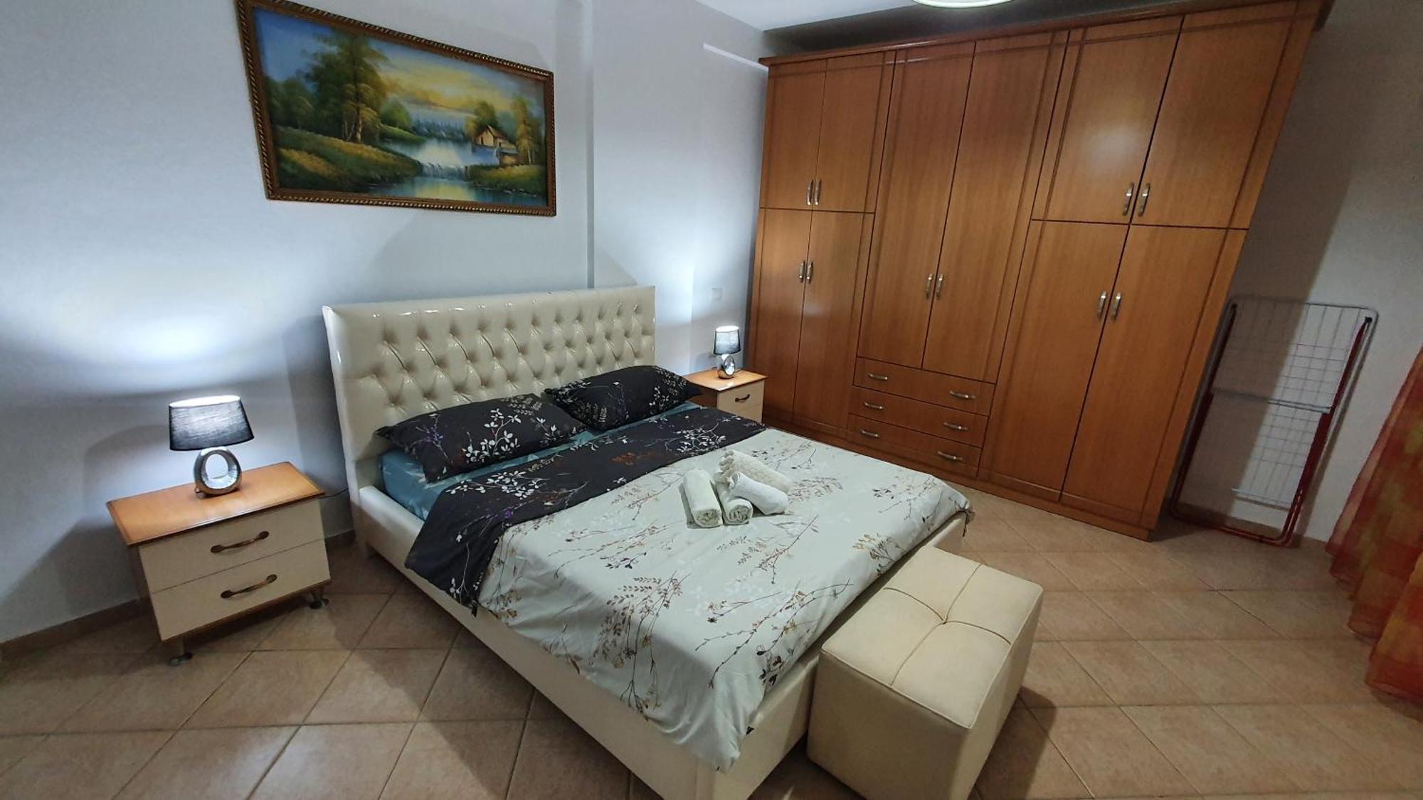 Apartment Me Qera Lungomare Vlore Medem1 Bagian luar foto