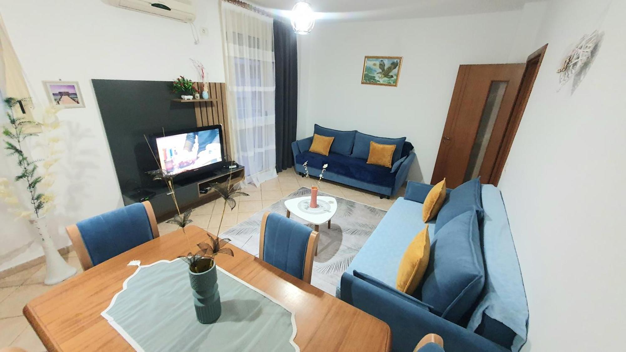 Apartment Me Qera Lungomare Vlore Medem1 Bagian luar foto