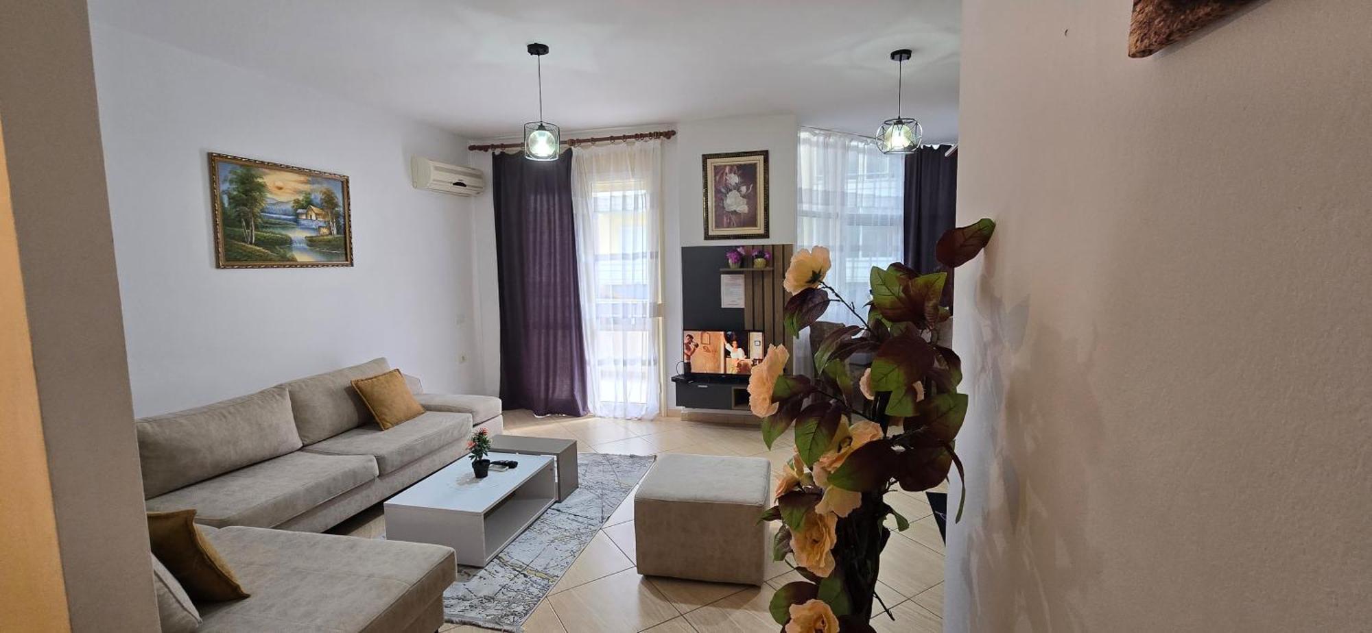 Apartment Me Qera Lungomare Vlore Medem1 Bagian luar foto